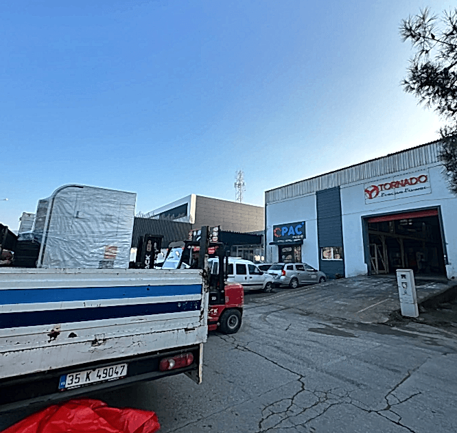 Tornado CNC SHIPPED WRM26 CNC WHEEL TURNING MACHINE TO ALİAĞA, IZMIR