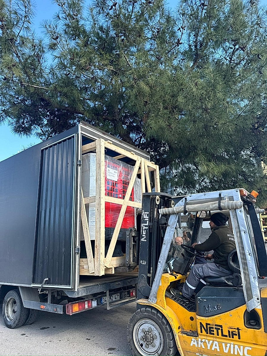 OUR WRM 26 ALLOY WHEEL CNC DIAMOND CUT MACHINE SHIPMENT TO YALOVA TURKIYE 